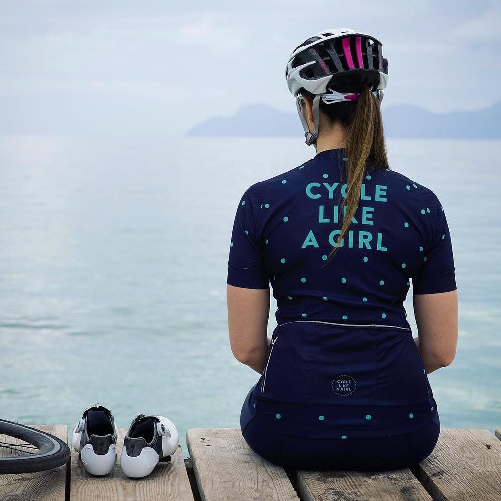 cyclelikeagirl's tweet photo. IT IS BACK! Cycle Like a Girl Kit including all sizes of Jerseys, Bibs and Arm warmer is fully restocked and our store is open!!!! Get in there fast in time for Christmas and before popular sizes sell out. As always thank you for your support. 
Visit our store at cyclelikeag… https://t.co/GffAxdyUJC