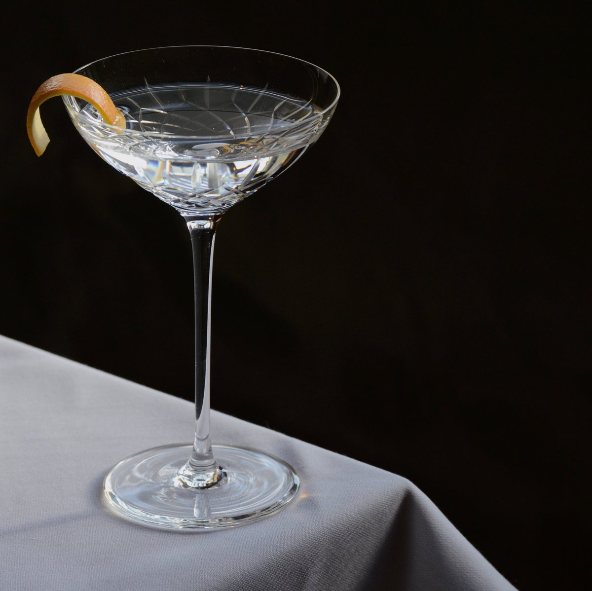MizunaDining's tweet photo. The cocktail of the month is a seriously sexy Martini, also known as the “Loud Piety”. @LeopoldBros Navy Strength Gin, Pear Tannins, Dolin Blanc and Orange Bitters. https://t.co/REfrOEDKJ4