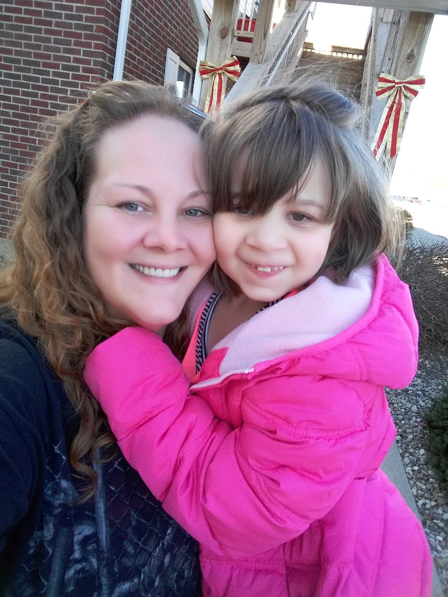 brokenwingsXOXO's tweet photo. I can't express how much I love this kid!! Both my girls are the reason I live!!💗💗💗

P.S. her two front teeth are sticking out because her big girls teeth are trying to come in.

#Love #Daughters #MomsLife #tgif #toothfairy https://t.co/JYGGmtH93w