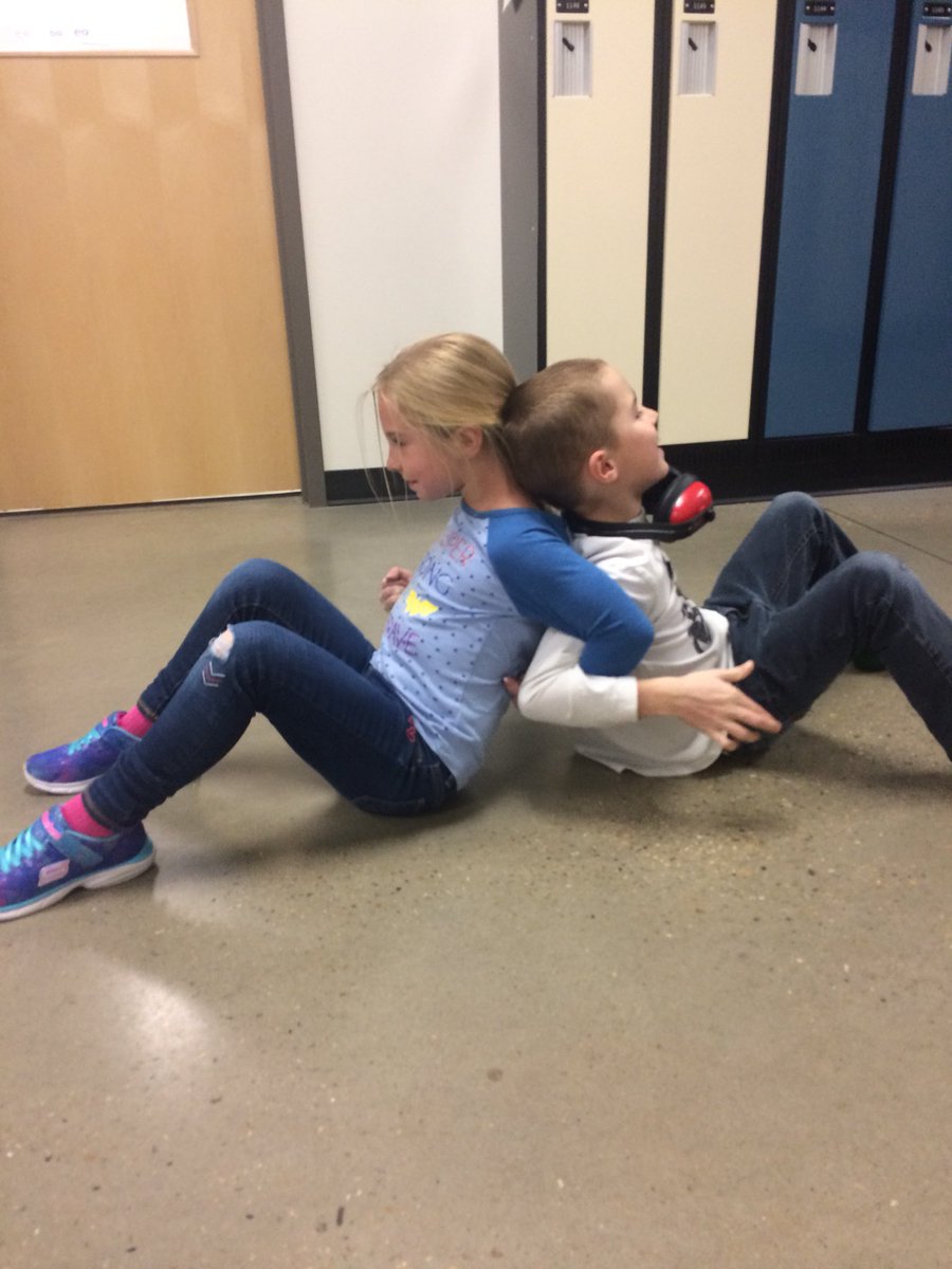 eva_r26's tweet photo. Learning about Arctic games https://t.co/OmIwmfwTu8