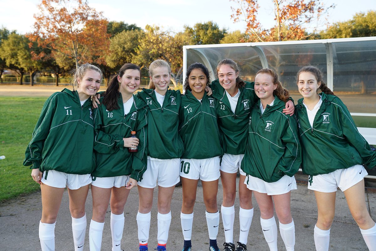 HockadaySoccer's tweet photo. Soccer season is back! Hockaday beats Trinity Valley last night 1-0. Goal by Isabell M. ⚽️🌼 #GoDaisies https://t.co/Ip1QMj9tz8