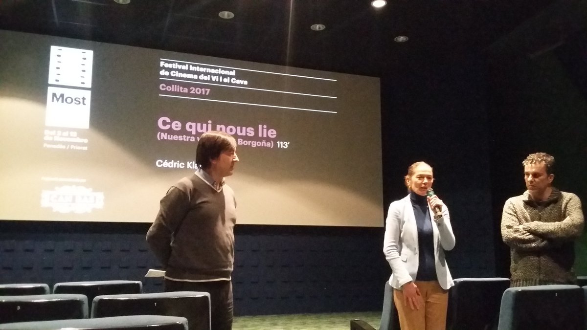 mostfestival's tweet photo. Inaugurem el #rebrot #Most2017 amb "Ce qui nous lie" de Cédric Klapisch a la Sala Zazie amb el vi #LaCapella de @CanBas_Domini i els formatges @xerigots. Quin bon cap de setmana se'ns obre! https://t.co/myT7lSIOiK