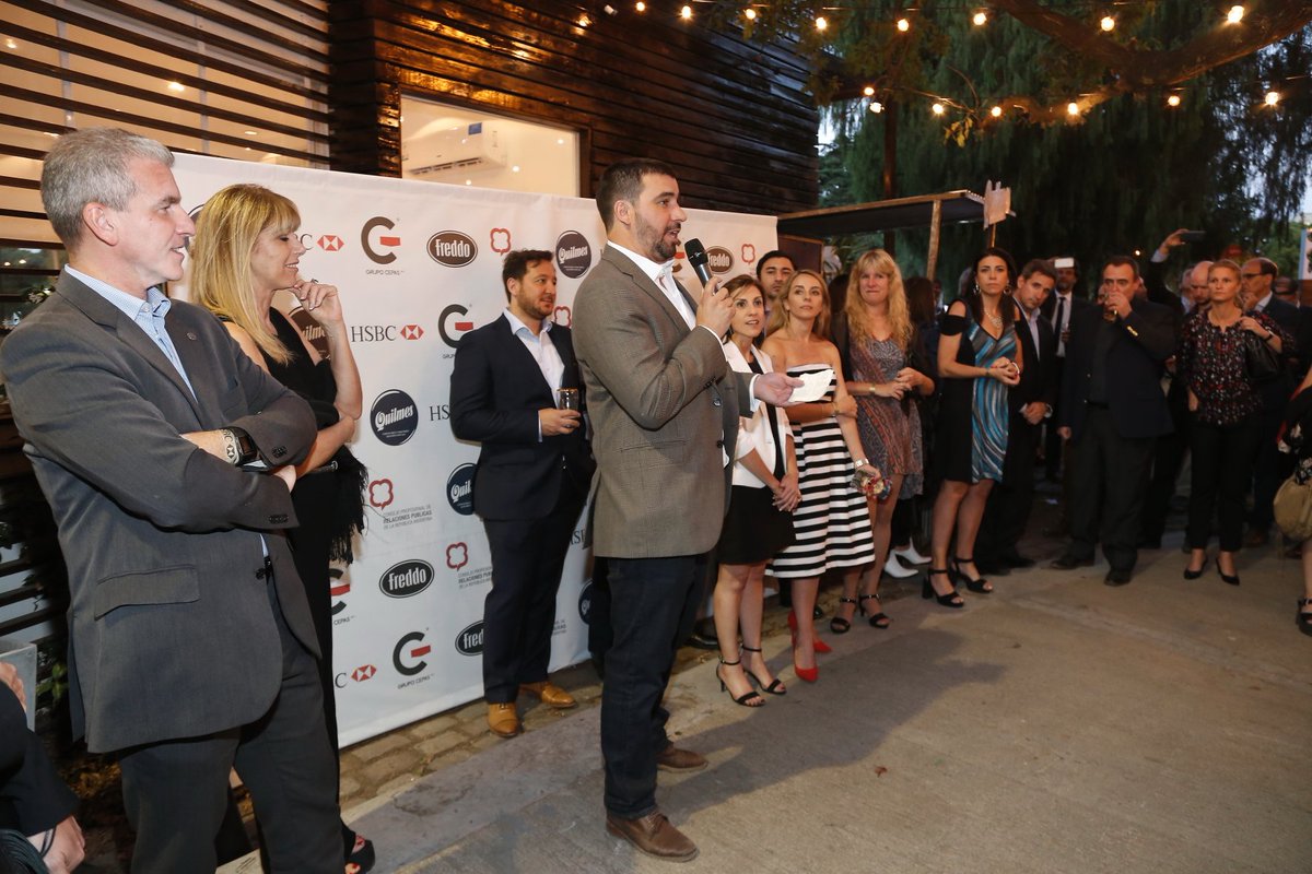 ConsejoRRPP's tweet photo. #CocktailPR 2017 - Algunas fotos de la apertura del cocktail de fin de año del Consejo. En breve compartiremos todas las fotos de cada momento del evento. https://t.co/QMcVpYOSHm