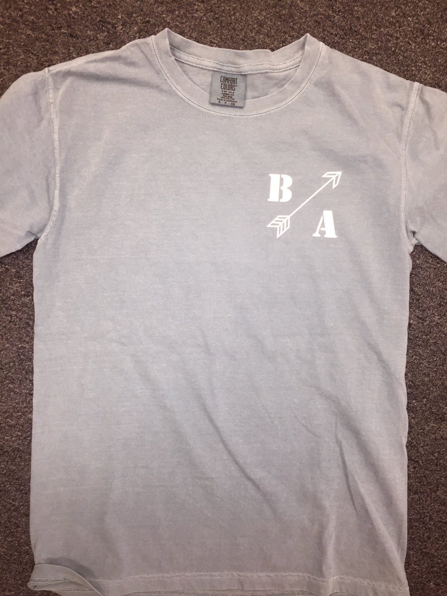 bahs_classof19's tweet photo. SELLING T-SHIRTS NEXT WEEK BEFORE, DURING BOTH LUNCHES, &amp;&amp; AFTER SCHOOL in the STU U!!!! $15!!! They are COMFORT COLORS!!! (they’re the blue in the second picture) https://t.co/V3rO2s52vY