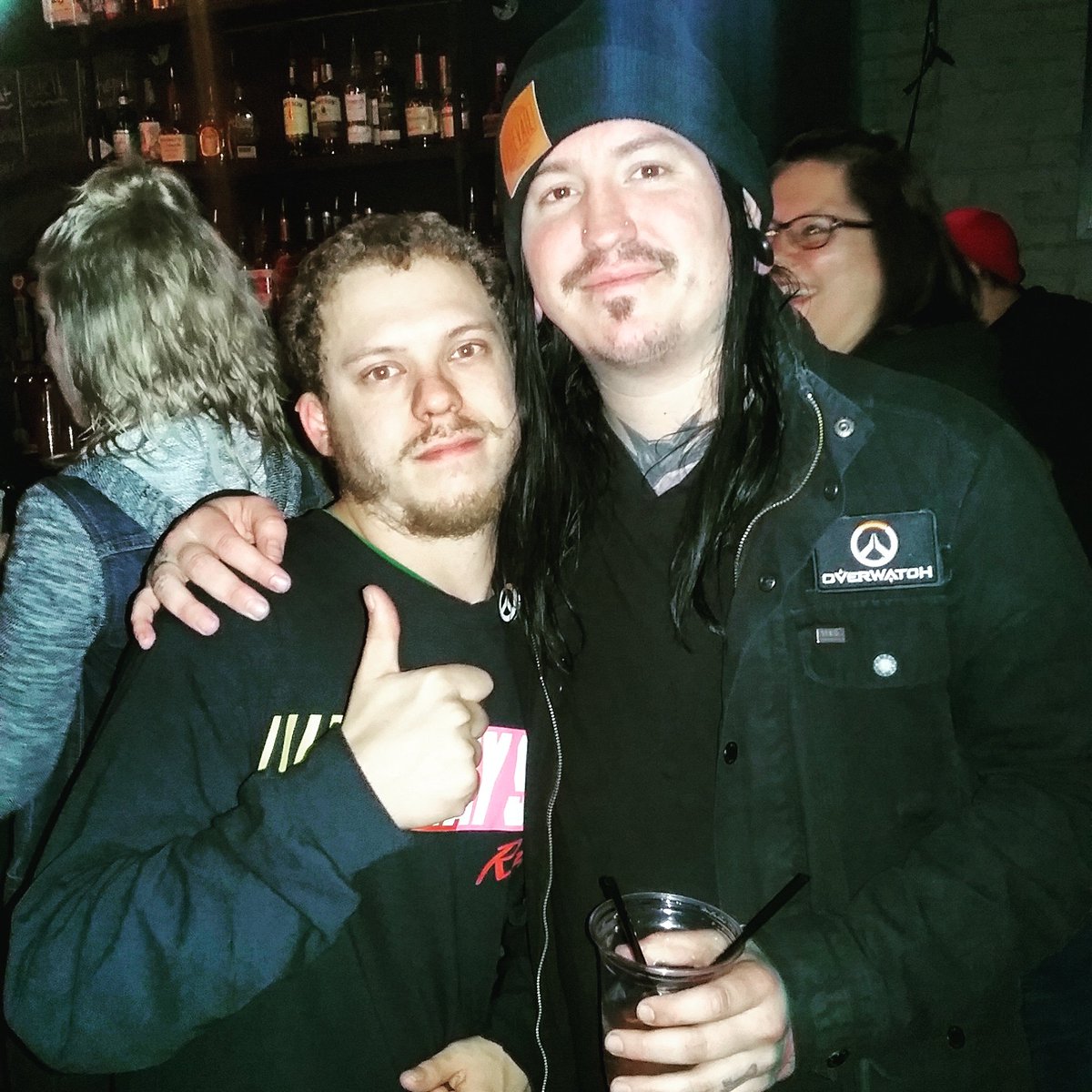 DakotaHewitt7's tweet photo. I had a great time hanging with @craigmabbitt  last night!

@EscapeTheFate killed it! 🤘

#escapethefate #craigmabbitt #kill #amazing #thereadyroom #saintlouis #concerts #rock #metal #pop #thedeadrabbits https://t.co/HC2zs90X5l