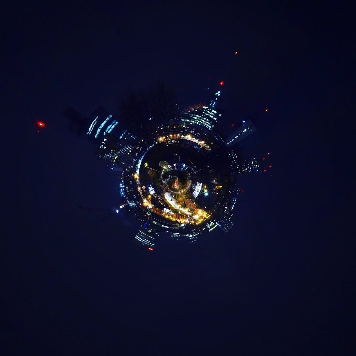 James_Phoenix66's tweet photo. Took a great #photo of #Manchester #Oldhamroad and decided to Sphere it. #ILoveMCR https://t.co/QCwqTBUSuo