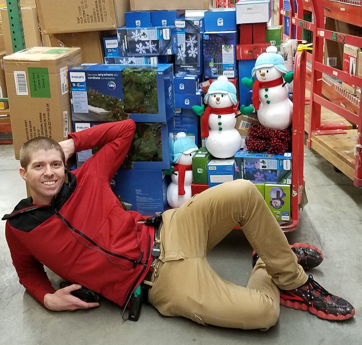 ryanhtarget's tweet photo. Had fun scanning and pulling batches for Toys and Seasonal today! We scanned every label in order to #fillthefloor and #freeupthebackroom a bit. #whenLOGisLOD #perfectstack  #T0906 https://t.co/XsaqnRbCS8