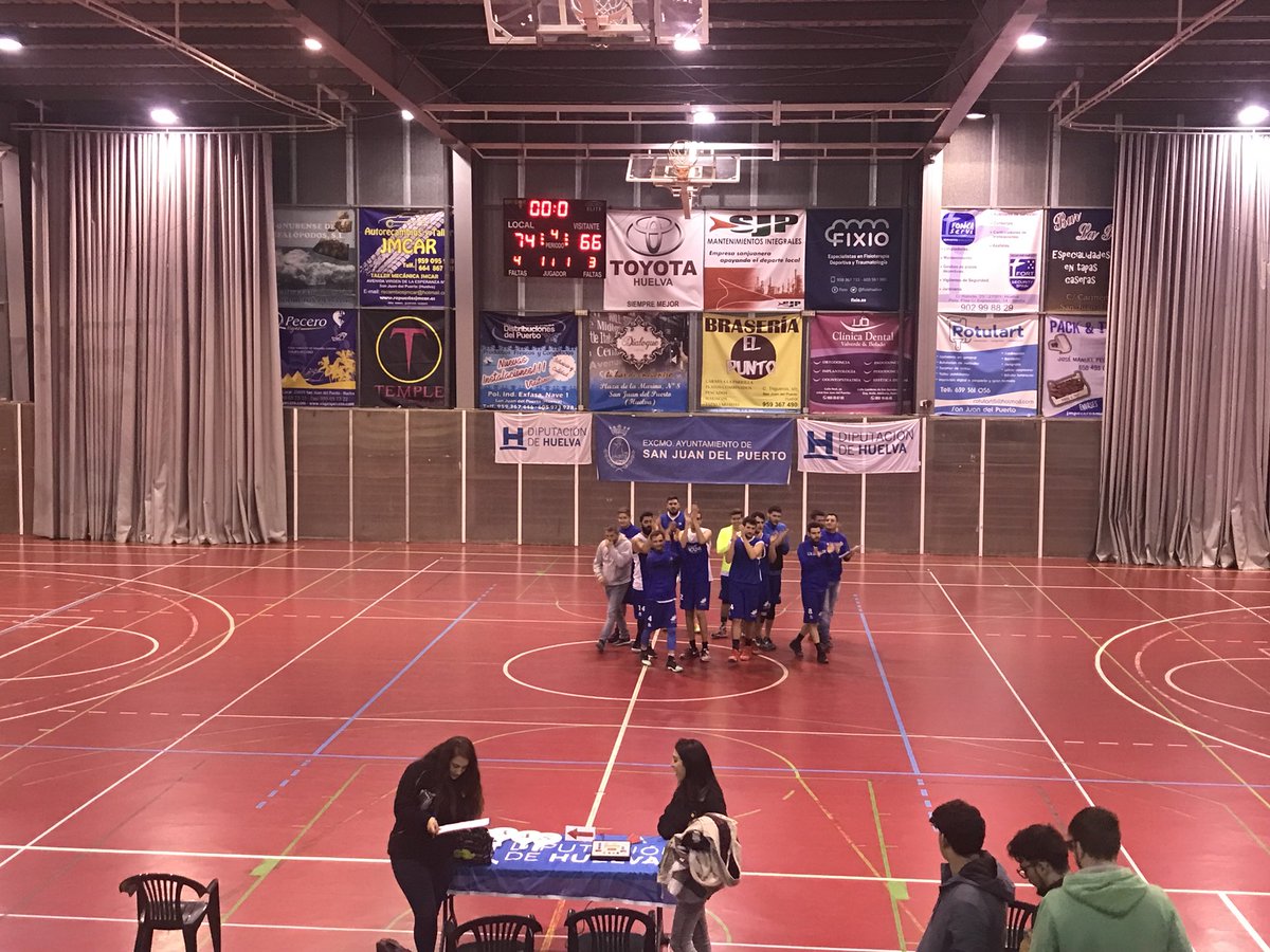 cblospalitos's tweet photo. Final del partido. Pinturas el Alcázar CB Palitos 74 - 66 AD Ayamonte. #gopalitos https://t.co/5JZ5waueZs