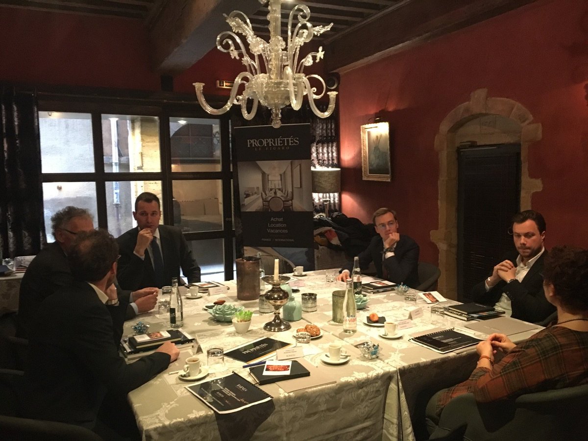 CaroleCailleaux's tweet photo. Paroles d'experts
#immobilier de #prestige #lyon #proprieteslefigaro #courdesloges
#barnes #arlim #akso #primmo #mercure https://t.co/acKr29Qttl