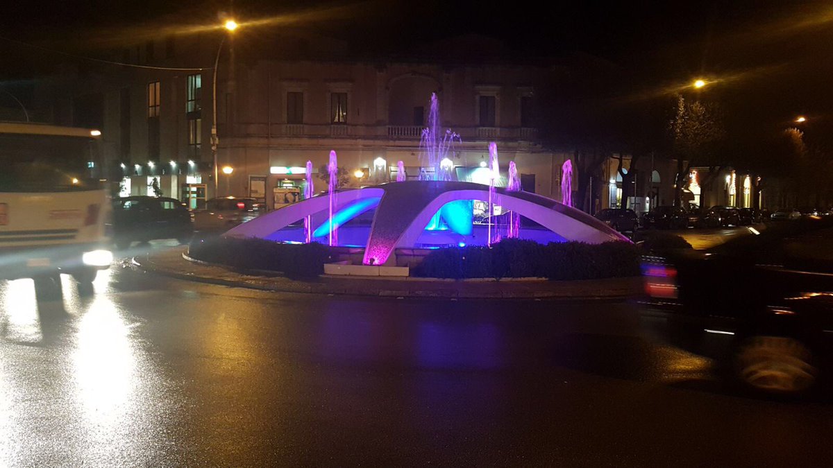 comunenardo1's tweet photo. La città di Nardò a sostegno del nascente polo pediatrico del Salento!
#Nardo #SoloXLoro https://t.co/NsK4gPZqjA