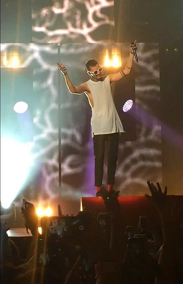 Happy birthday to Tyler Joseph whom I love more than words can describe. This dude right here is my life 