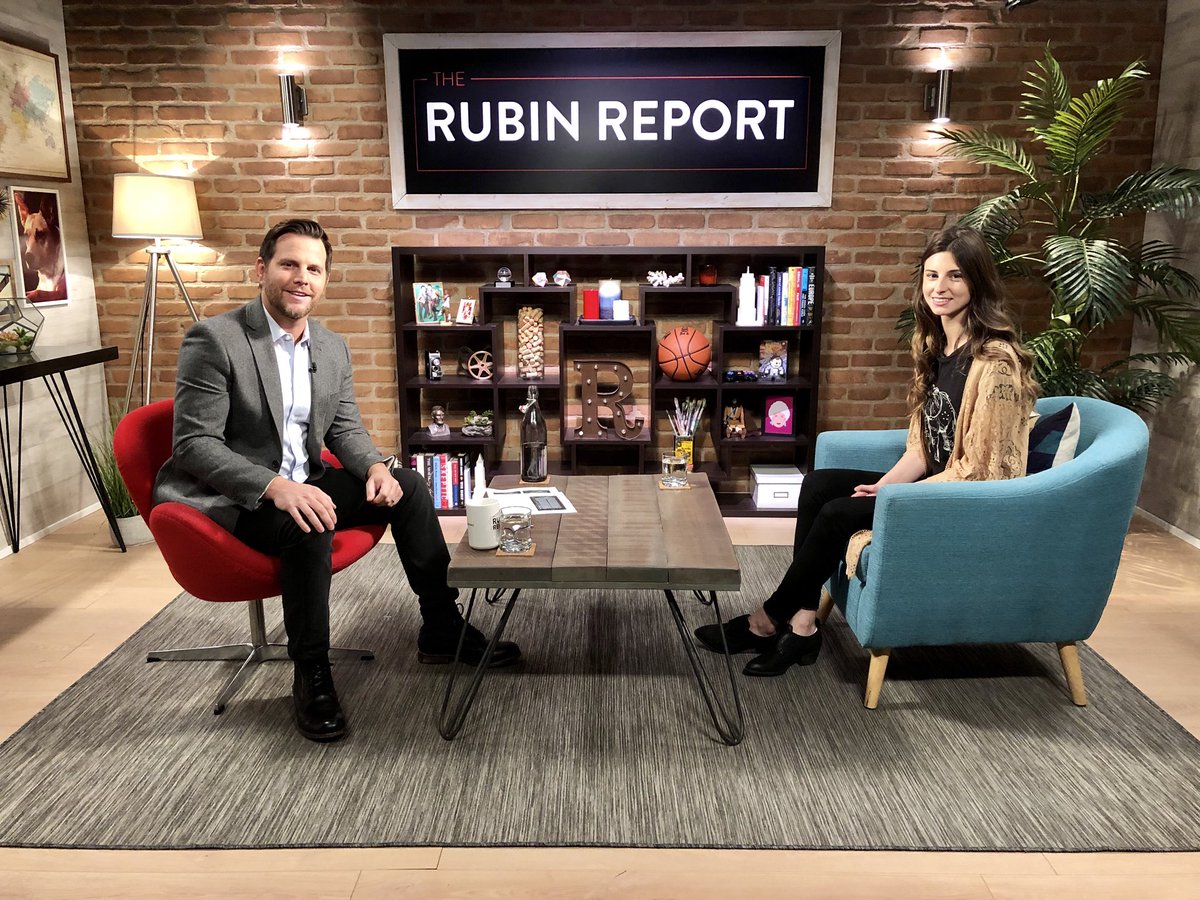 RubinReport's tweet photo. Truly a pleasure to chat with @NewWorldHominin today. She’’s a 2017 Free Speech All Star. Audio podcast just went up: https://t.co/lkVOT62cGd https://t.co/mT6f2BniFr