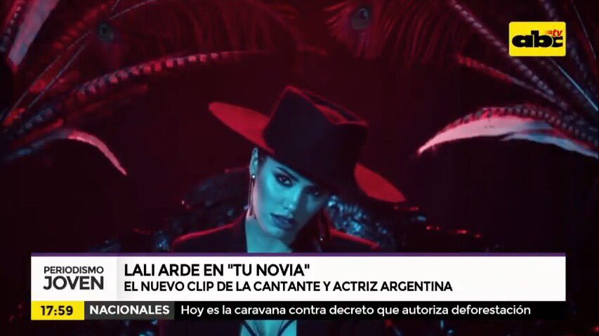 FCOLaliPy's tweet image. &quot;@laliespos arde en su nuevo clip&quot; TREMENDO video que ya se estrena en Paraguay gracias a #PeriodismoJoven por @ABCTVpy! 🇵🇾🎥🔥 #TuNoviaByLali #TuNoviaVideo 
Gracias totales @jorgecoronel