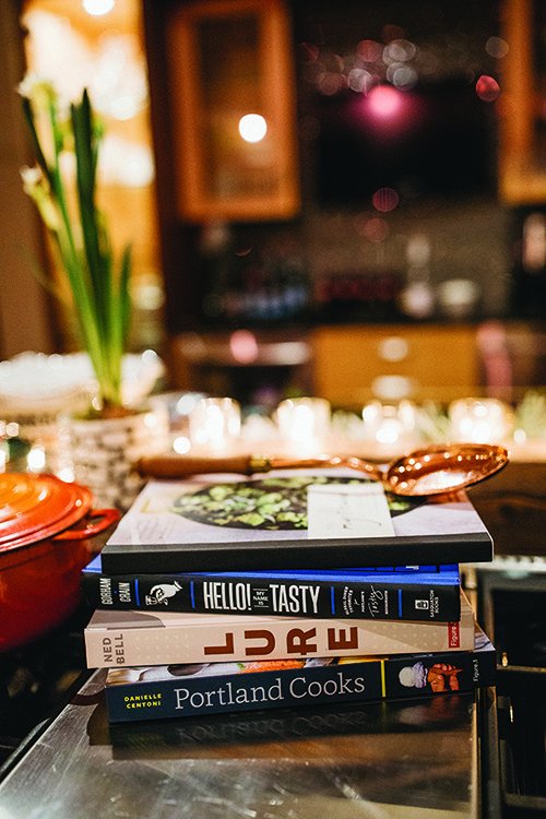 Figure1Pub's tweet photo. "The cook in your life would love an #Oregon #cookbook, such as #PortlandCooks by @daniellecentoni & #LureCookbook by @nedbell & @valhowes " - @1859Oregon https://t.co/sMZnjzM0aN https://t.co/IrGlz08Ao2