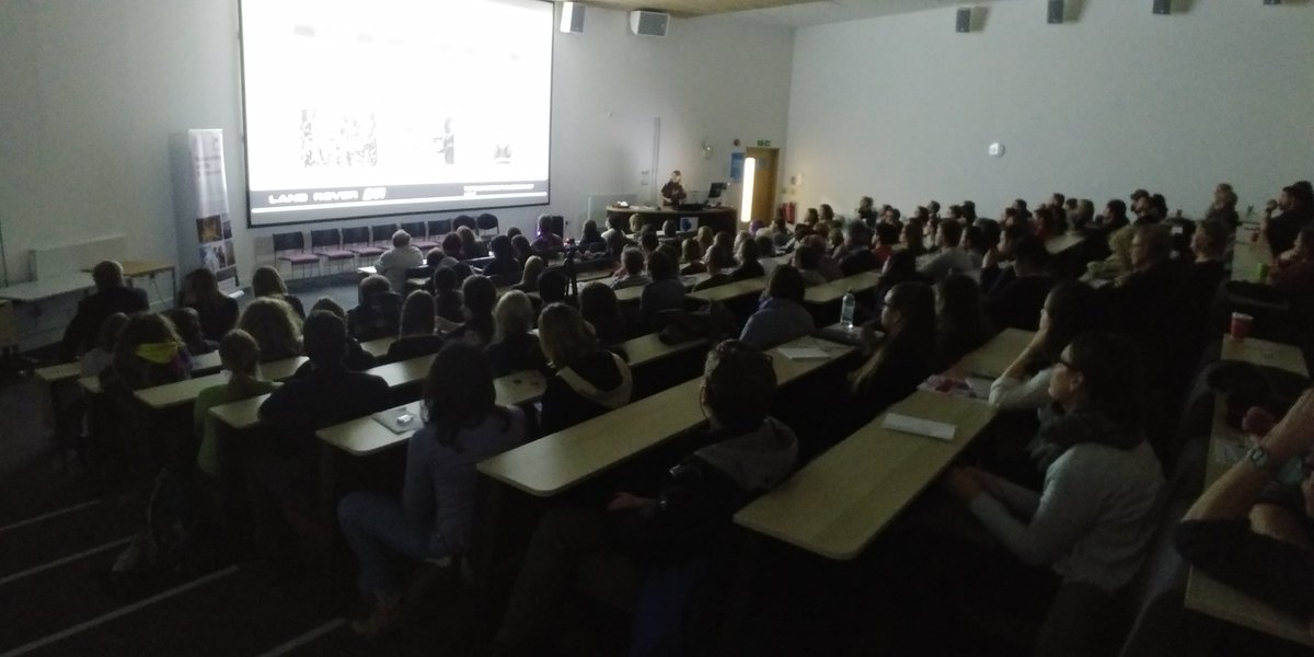 TomGreenish's tweet photo. Brilliant evening at #SeeBinSeaChange well done team! @portsmouthuni @UoPMarineBiol @seebinseachange https://t.co/zXj67KByl0