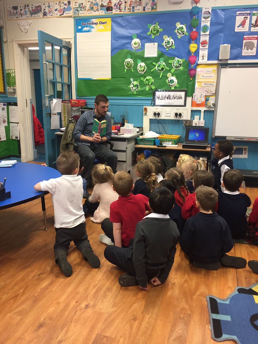 WBurghPrimary's tweet photo. Oscar's Dad came to share his #ChildhoodFavourite to P1b. We loved hearing about The Twits @roald_dahl Thank you for giving up your time. #BookWeekScot #WillybugsRead https://t.co/ohqK8VQtm5