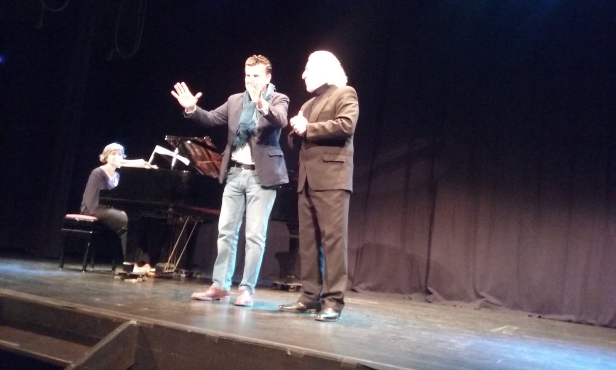 BassolsAlbert's tweet photo. Gran nivell en la Gala Lírica de presentació temporada @AOSarria amb
@Tenorgimenez @egiartenor  Carlos Chausson @Odile2r i altres grans intérprets amb peces de Rossini, Mozart i Donizzeti. Presentació de @ramongener https://t.co/nQb4km1gOW