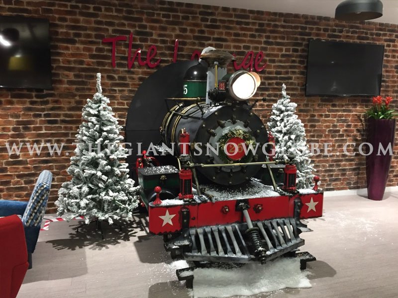 giantsnowglobe's tweet photo. Our NEW Polar Express Steam Train installed as a set display for a corporate client lounge #giantsnowglobe #thegiantsnowglobe  #christmasprops #christmasevents #eventpros #eventprofs #eventthemeing #themedprops #corporateevents #eventproduction #eventcoordinator #corporateevent https://t.co/tW1p4aWHsb