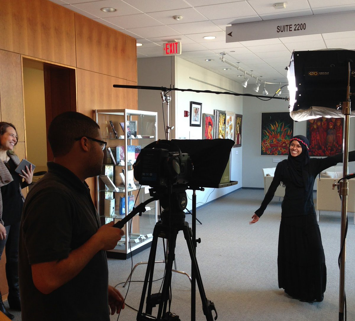 NoPlaceLikeBHP's tweet photo. Here's a look behind the lens of a recent video we filmed at @UNC's FedEx Global Education Center to commemorate the building's 10th year!!!
#freedom #respect #NelsonMandela #wordstoliveby #worldcommunity #inspiring #UNC https://t.co/Av3ETVFk0Y