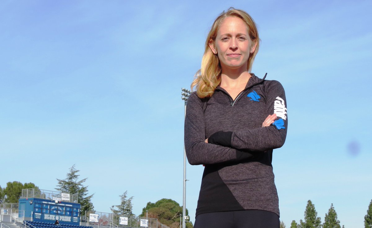 d9monti's tweet photo. "I walked out of that marathon devastated, heartbroken," said @runnerKG of #LA2016 where she ran 2:48:16. She hopes to improve on her 2:39:21 PB at #CIM35 on Sunday. @usatf @runSRA_CIM https://t.co/nYnHWDU1ad