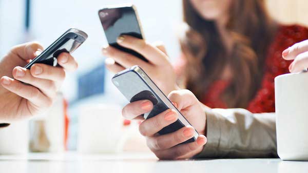 DigitwellApps's tweet photo. Smartphone owners are using nine apps per day, is your business accessible on mobile applications?
#Digitwell #Digitwellsolutions #Bedford #Bedfordshire #Apps #Business #UK https://t.co/IjUF3QMgp0
