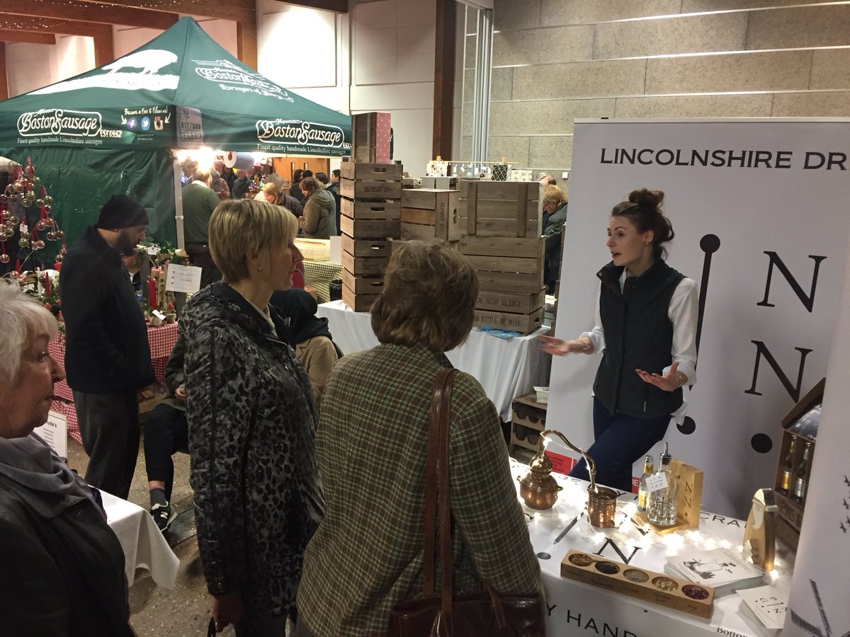 visitlincoln's tweet photo. Great to have a sneak peek of #FoodandGift17 this evening.

Plenty of local produce on offer, craft and gifts too, plus entertainment and more. Open Saturday &amp; Sunday this weekend. https://t.co/aRr3Vxqy0A
