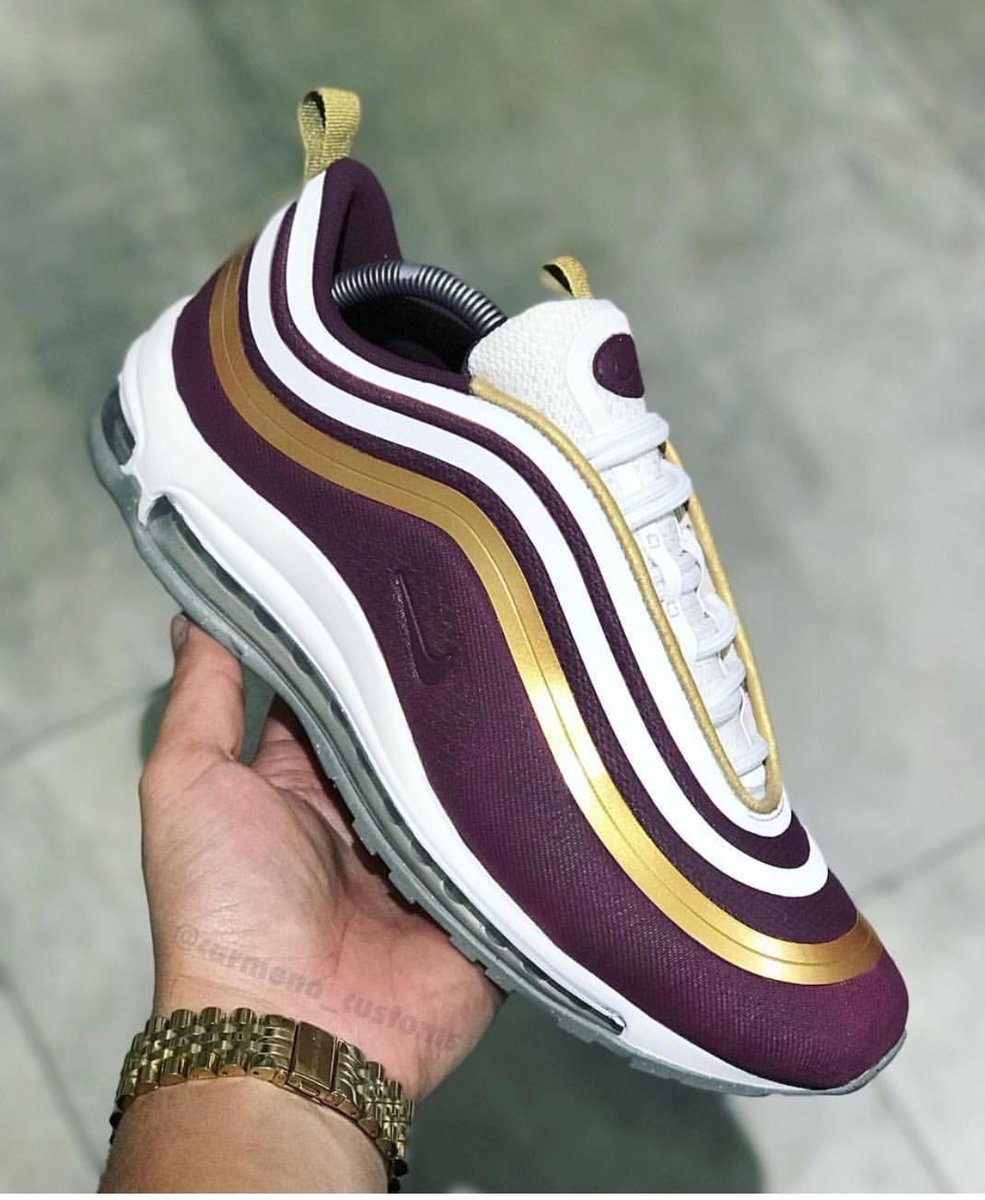 PureDopeKicks's tweet photo. Retweet if: You would wear these. https://t.co/x2t1HNGEmk
