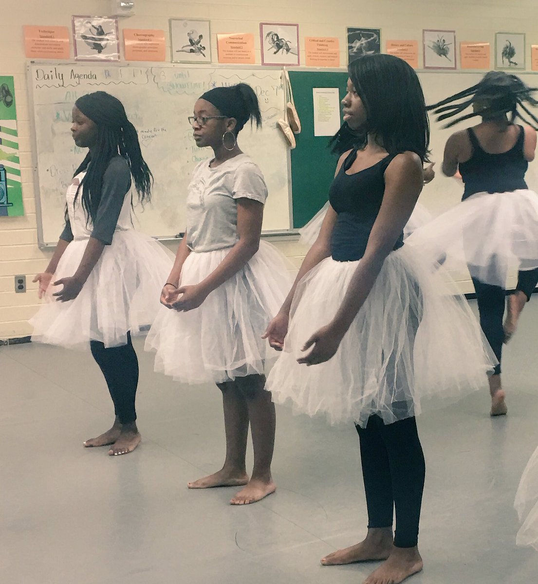FMSDanceSC's tweet photo. Dress Rehearsal today! Preparing for our concert next Thursday! https://t.co/nqh3PsEoij