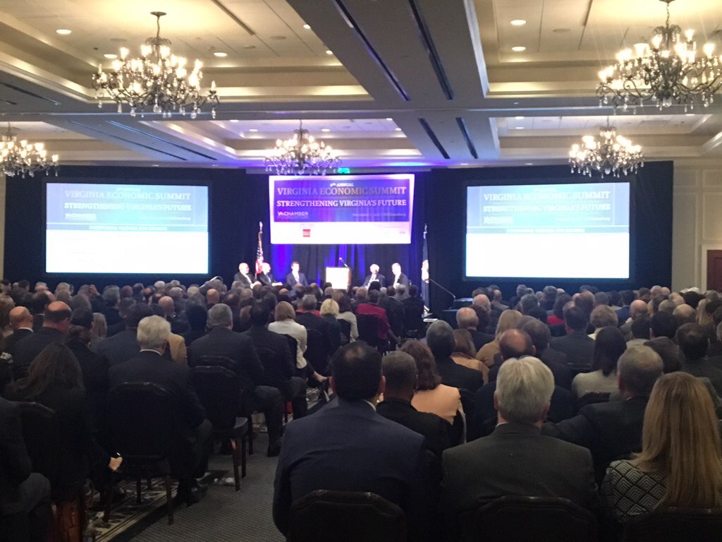 Atlantic_Union's tweet photo. A record-breaking 902 people participated in the annual @VAChamber Economic Summit! We’re proud to sponsor this event and discuss ways to help Virginia communities thrive in 2018.
#VAEconomicSummit #BankatUnion #VirginiasBank https://t.co/4umOKoN6oZ