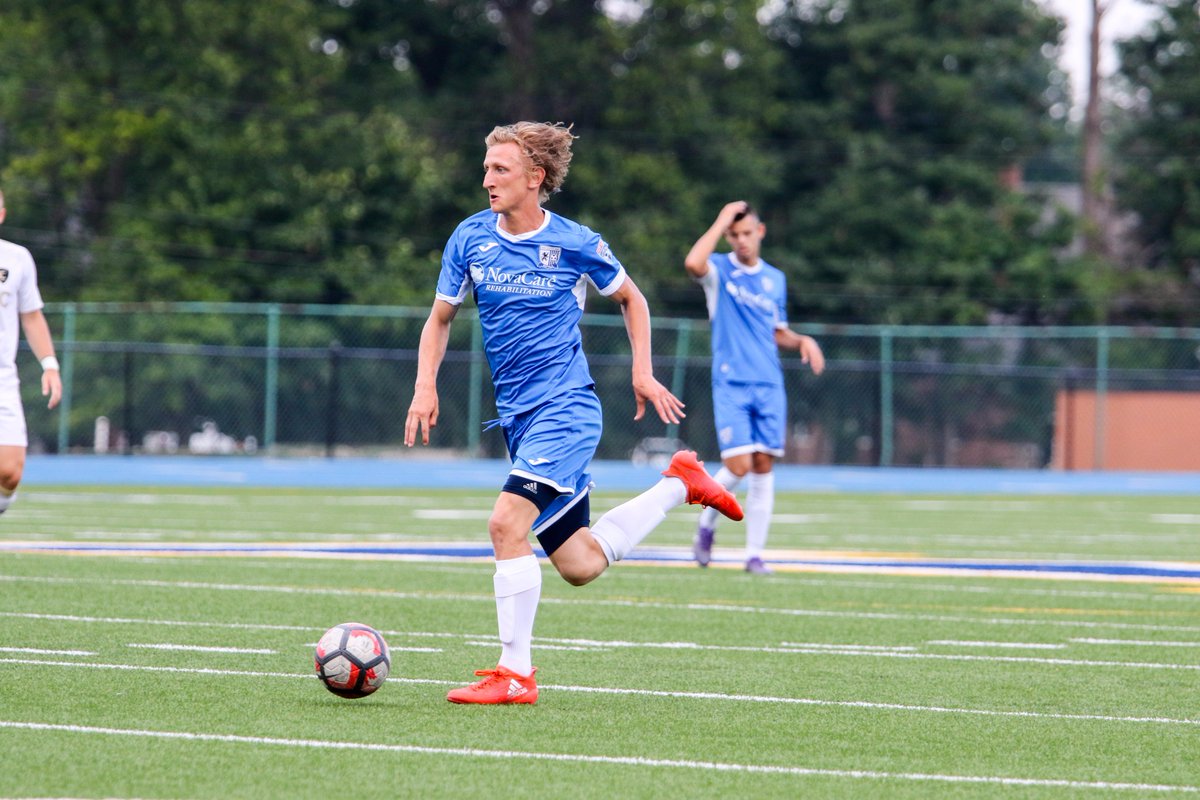 Best of luck to Royals midfielders @SkyeHarter and Kotaro Umeda in tonight's #NCAASoccer Men's Quarterfinal between <a href="/ZipsMSoc/">Akron Zips M Soccer</a> &amp; @UofLmenssoccer!  #WAMPUS