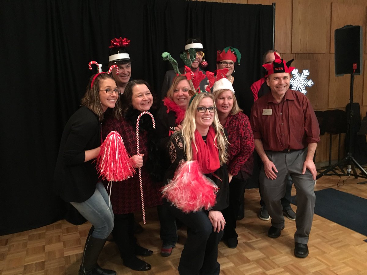 PrezBlackhurst's tweet photo. So fun to celebrate my @MSUMoorhead colleagues and the important work we do together as we near the end of the semester. MSUMGrit #MSUMHeart #MSUMHumility https://t.co/ATcrkABf4i