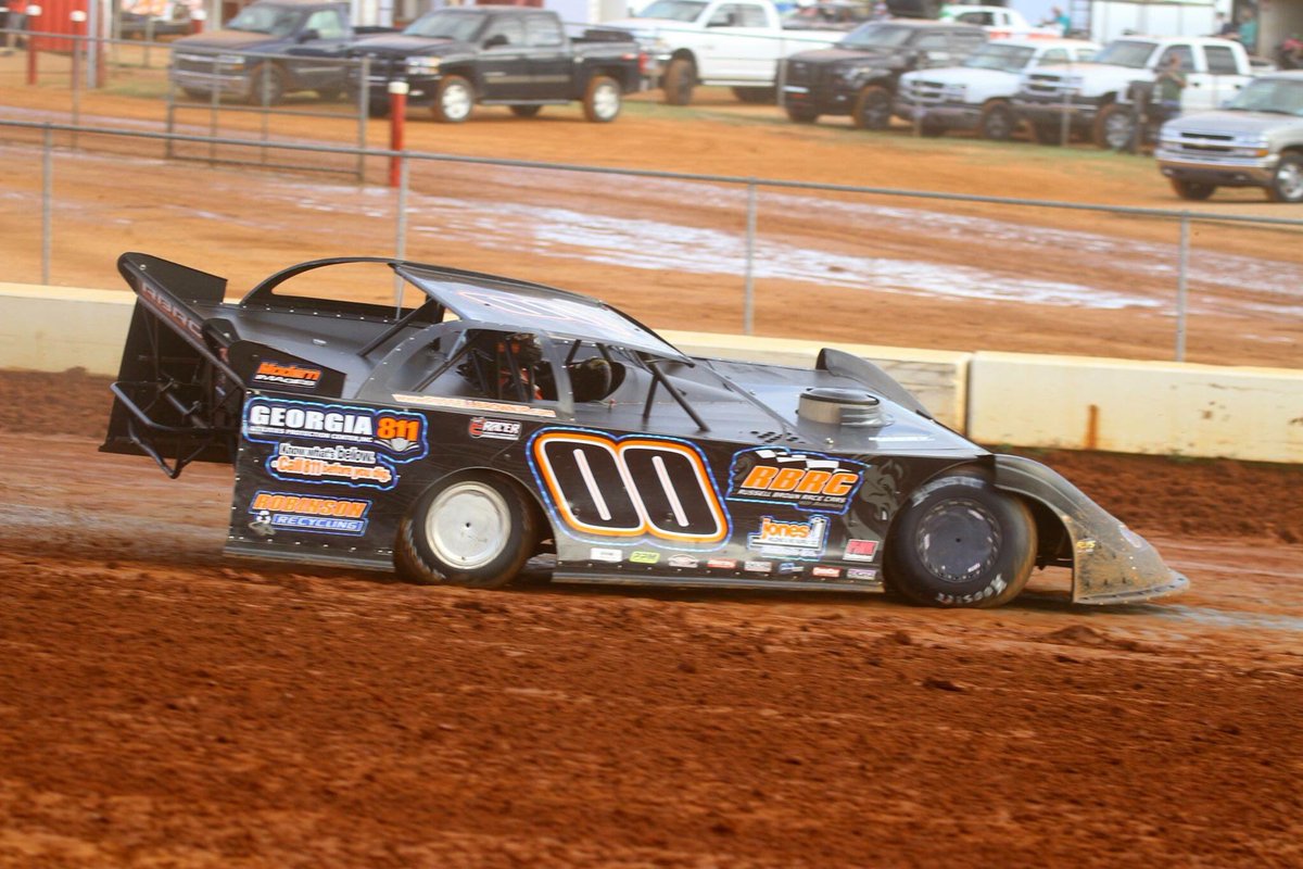 00Russell's tweet photo. With the Turkey 100 ending our season,we would like to say Thank You to all our sponsors and everyone who has helped us out this year. Without them this would not be possible.@GA811 @RenegadeFuels @StrangeOval @ModernImages1 #RobinsonsRecycling#GenesisShocks#LangdaleFuel#Quickcar https://t.co/z8FMzjhp4k