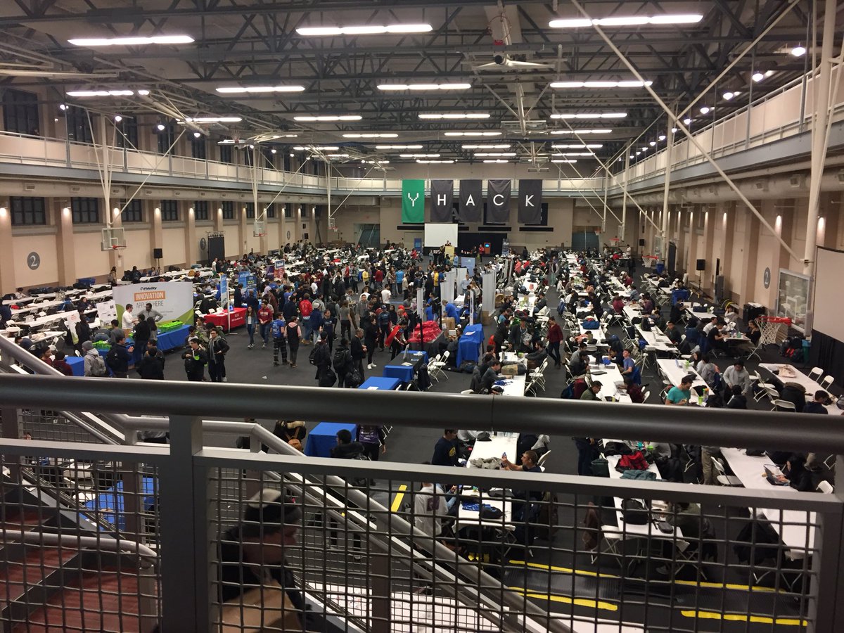 YINSedge's tweet photo. Blown away by #YHack @YaleHack. #DataScience #NetworkScience #YaleDatahack2018 is coming in April. https://t.co/2Nw7ReaYwT