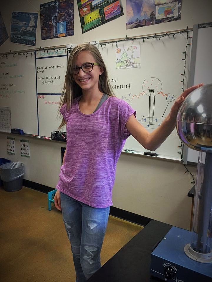 WebberMS's tweet photo. Now here we go dropping science dropping it all over... Mrs. Easterlund's Ss discovered first hand how electricity is conducted and what an electric current looks like when traveling through hair. #WeAreWebber #PSDproud #WebberScience https://t.co/qBunfFB9eu