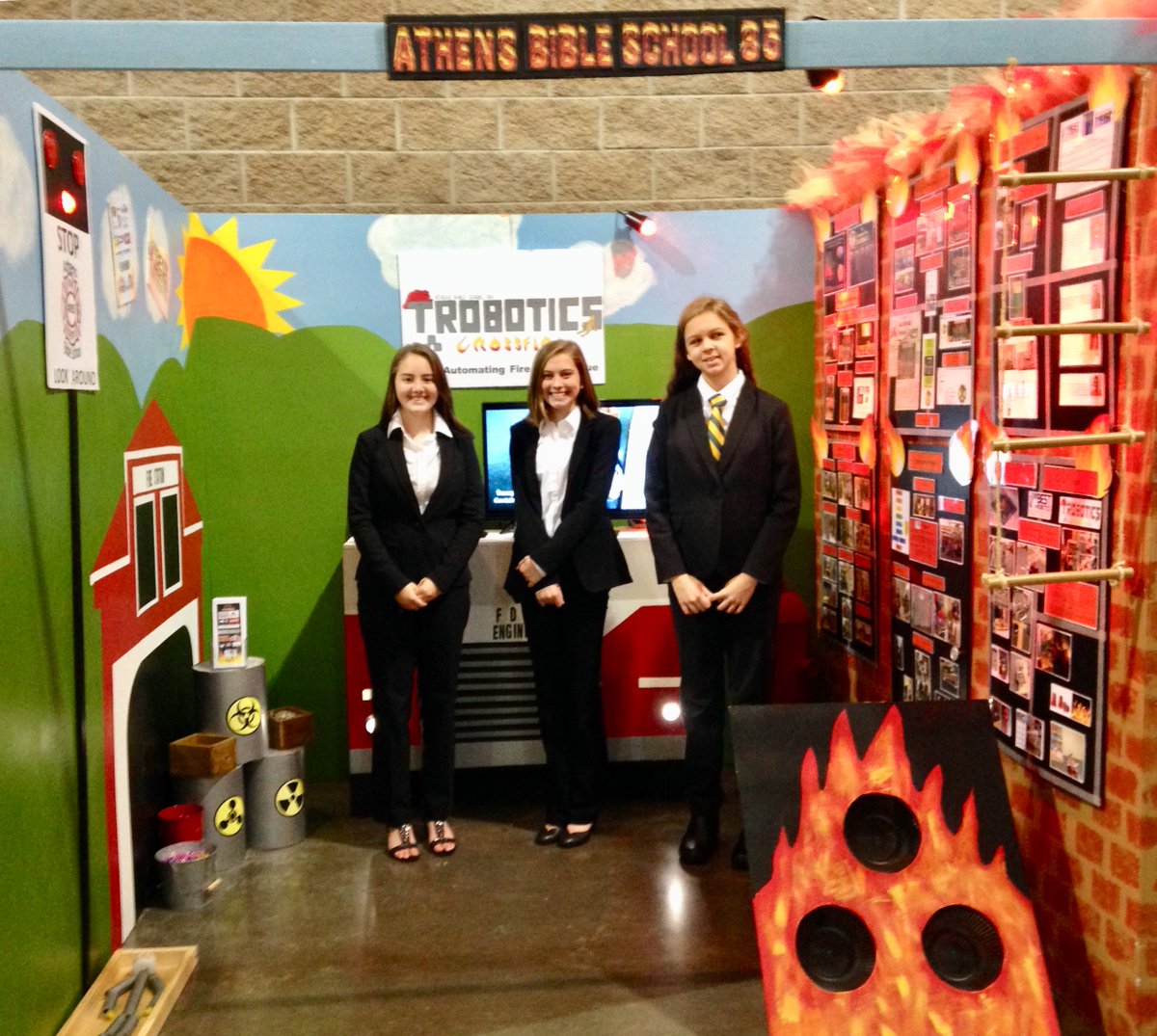 abstrobotics's tweet image. Our @BESTRobotics Crossfire booth at Ft Smith -