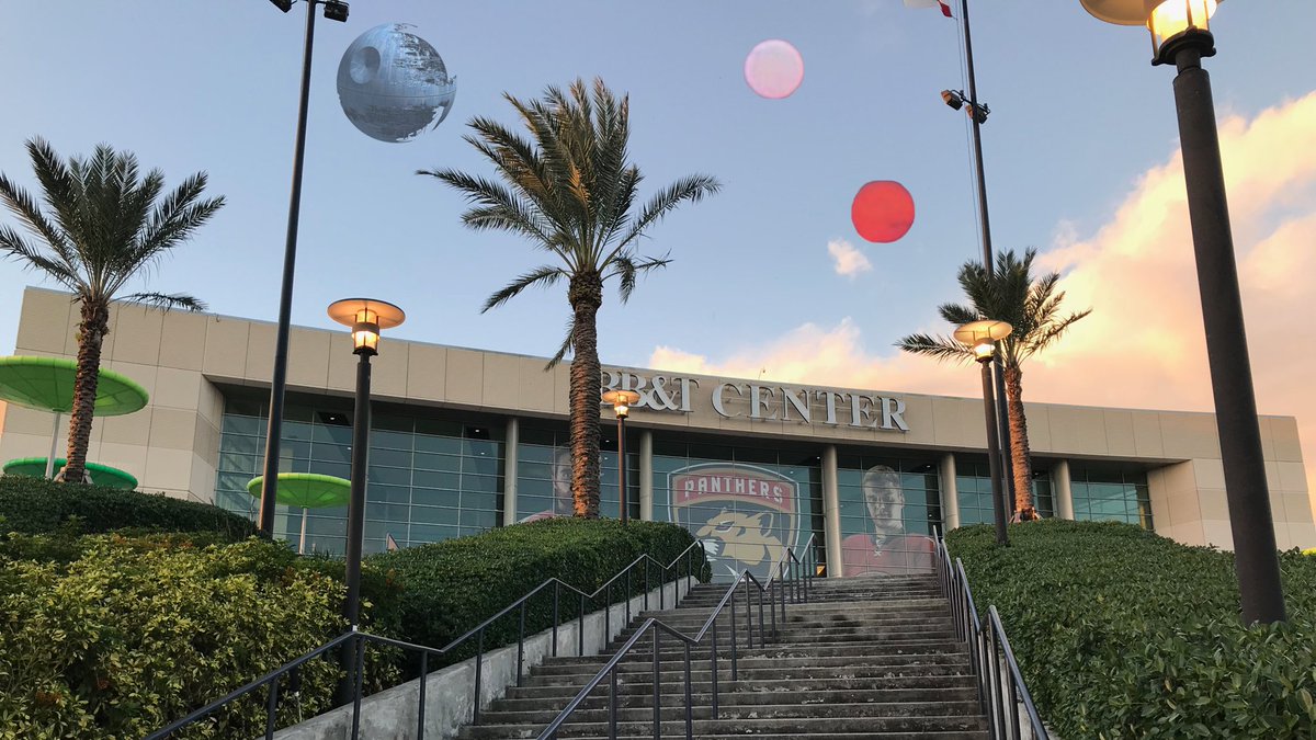 We’ve got a beautiful Sunset in Sunrise, FL tonight. #MayTheCatsBeWithYou https://t.co/8FalkZXxn2