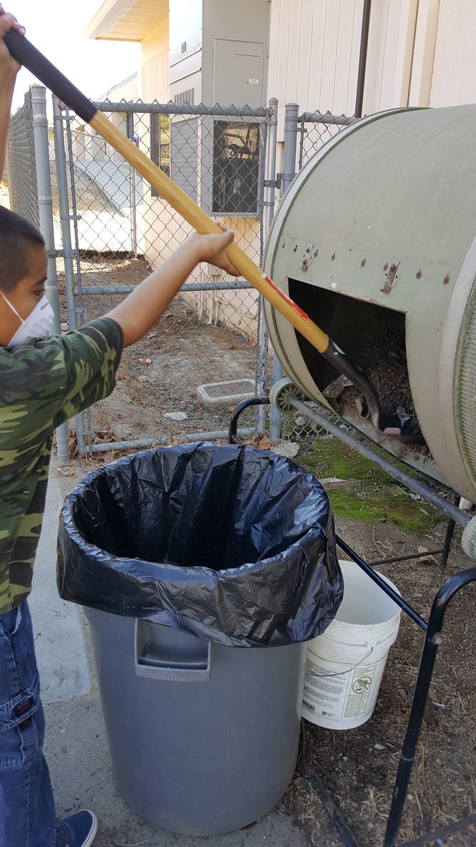 #SEAS kiddos cleaning out old compost bin. I am going to stretch a little and learn something new! Garden &amp; Compost #youtubetutorials #ilovemyjob #berelevant #STEM