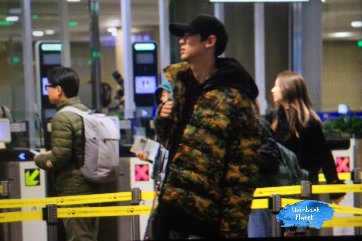 171202 Chanyeol at ICN ❤️ #찬열