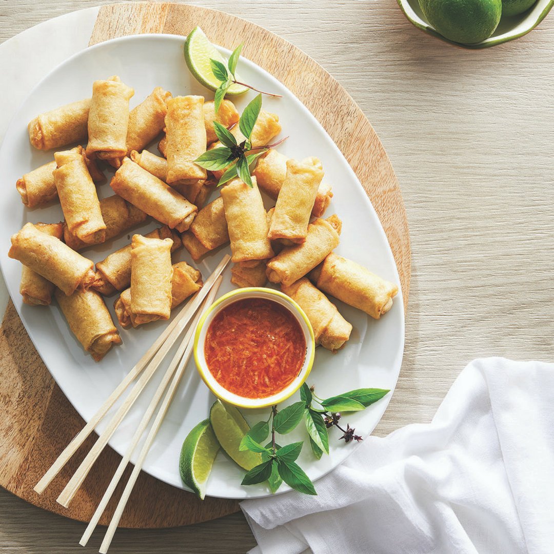 WalmartCanada's tweet photo. A #hostinghack for party season: Our Finest store-bought appetizers. Find the dipping sauce recipe on our Pinterest board. #LiveBetterMagazine https://t.co/VLAM64xaU8 https://t.co/XcAUpXgftr