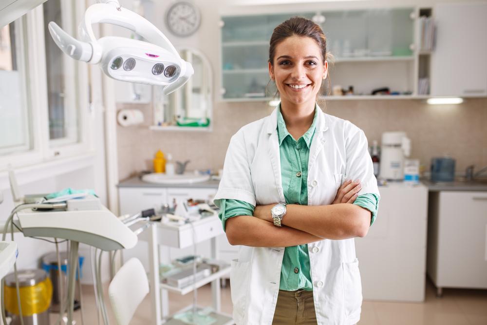 ForestOrthopedo's tweet photo. According to the American Association of Orthodontist, all orthodontists are dentists, but only 6 percent of dentists are orthodontists. #Dental #FunFact https://t.co/wJgVCJPvRg