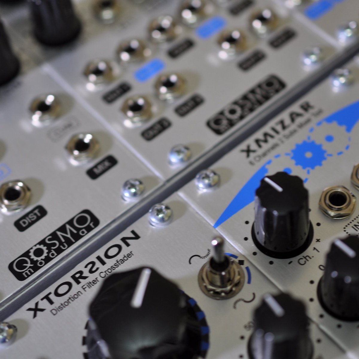 We are at @ RomaModulare2017 2 dec, 11:00-19:00
#romamodulare #qosmo #modular #eurorack #synthesizer