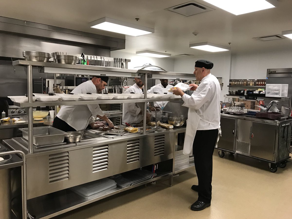 OrchardGroveHC's tweet photo. More from our tacos to go community event! https://t.co/jOmuuHVFXv