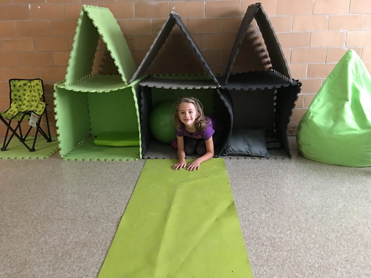 PsWoodcrest's tweet photo. Creativity in our self-regulation room.#calmandcreative https://t.co/lEv6JMuTIb