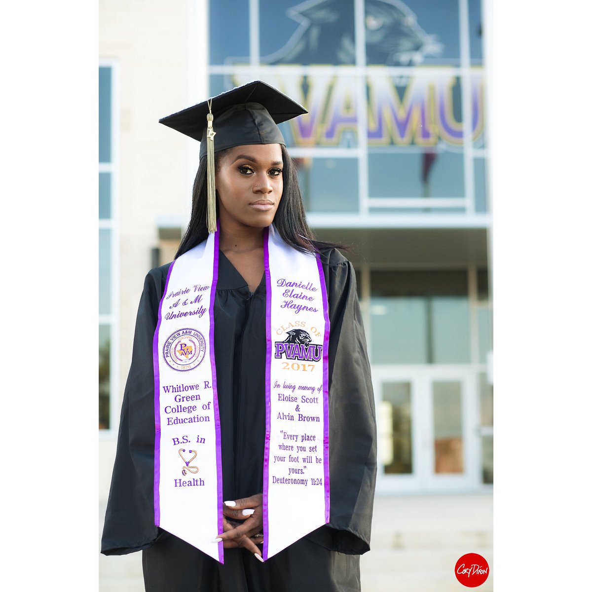 yeahthatsdani's tweet image. “Every place where you set your foot will be yours” Deut. 11:24 👩🏽‍🎓
December 16, 2017 at 10:00 am I will be graduating from The Prairie View A&amp;amp;M! I’m thankful for it ALL! 
The Price Been Up!! 💜💛 #GradSzn #pvamu17