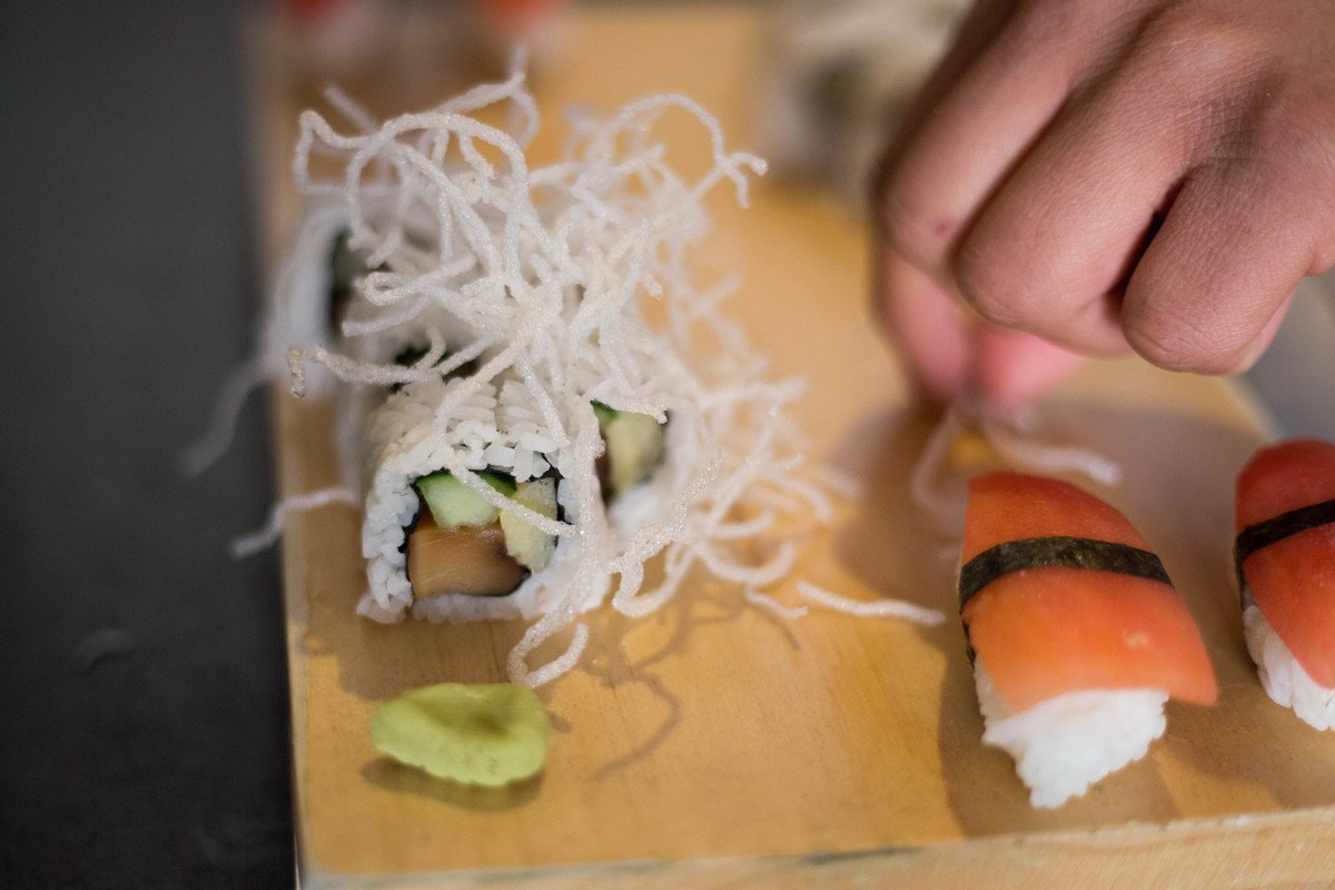 elBudaProfano's tweet photo. @OBrienEnglish Nothing fishy about our #vegansushi either! https://t.co/edMB3zAp3o