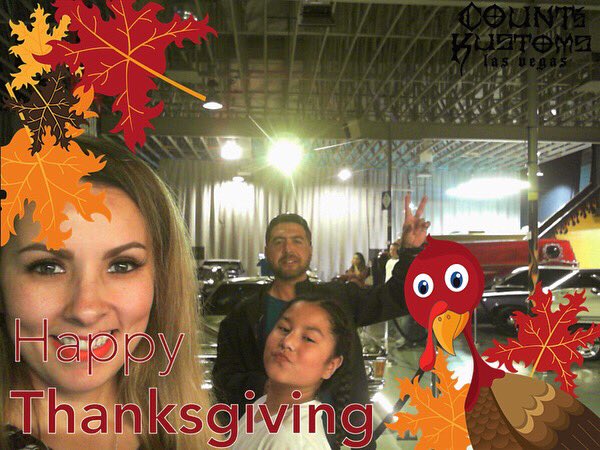 uPostCards's tweet photo. We’re serving up some #Thanksgiving leftovers today! #GoldenGateCasino #GoldSilverPawn #CountsKustoms #LasVegasMiniGranPrix #DTLV #LasVegas #Vegas #DowntownLasVegas #uPostcards #uPostTheMemory https://t.co/J193rJYSv3