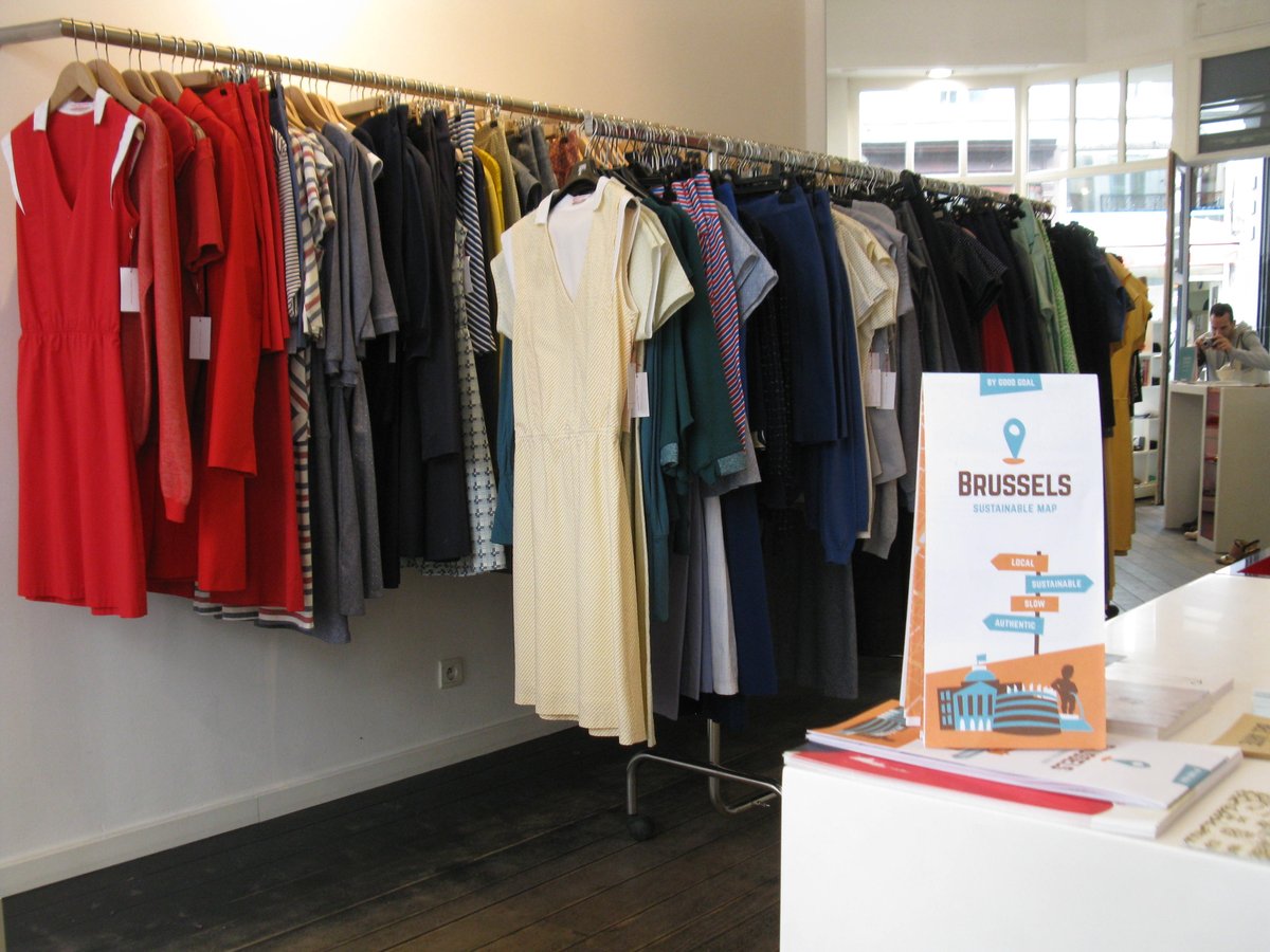 Forget about black Friday, and make every shopping day a green one. We help you on the way, with a summary of sustainable shopping addresses in Brussels! goodgoal.org/2017/11/23/sus… #sustainablefashion #sustainableshopping
