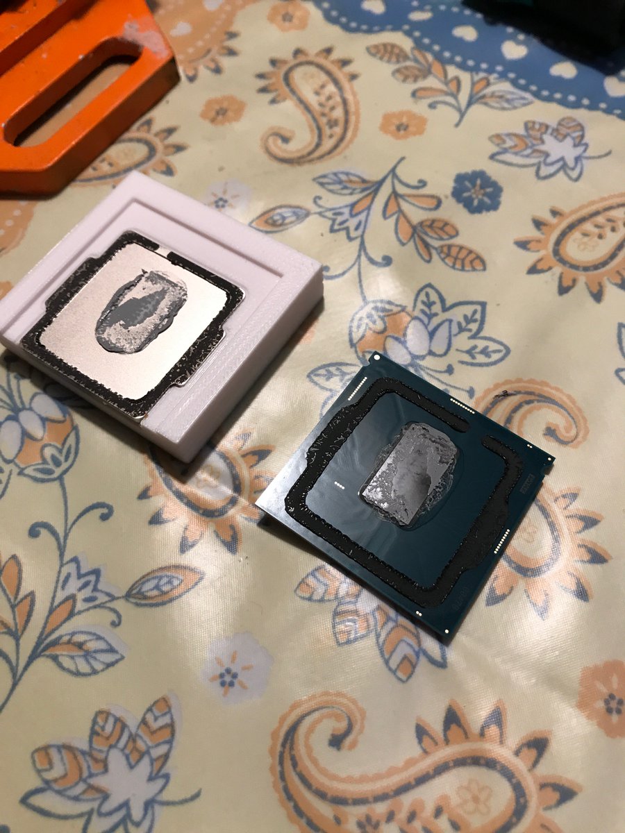 Intel 8700k delid. There is a first time for everything.