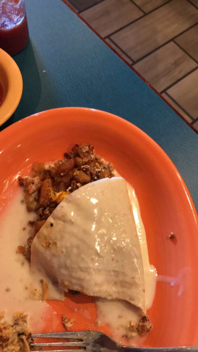 Say_er's tweet photo. @GordonRamsay what do you think of my boyfriends lunch? https://t.co/s3QKYl70Hm