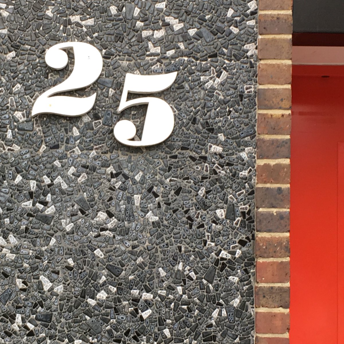 richardprice500's tweet image. Kennington Oval - more typographical treats... 
#StructuredPerambulation 
#London